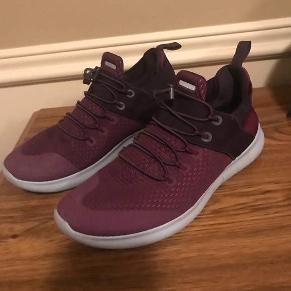 Nike free runs-Men’s size 8, fits women’s size 8 - Picture 2 of 2